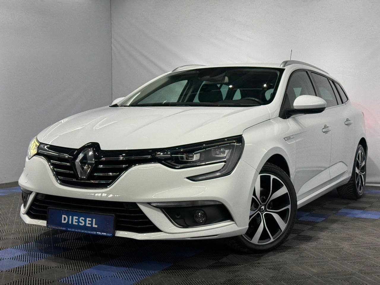 Renault Megane IV (2016 - ) image