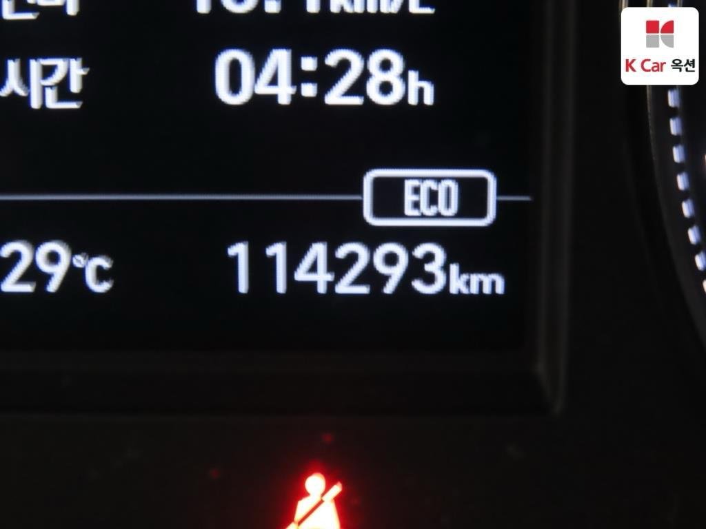 Hyundai Santa Fe IV (2018 - ) image