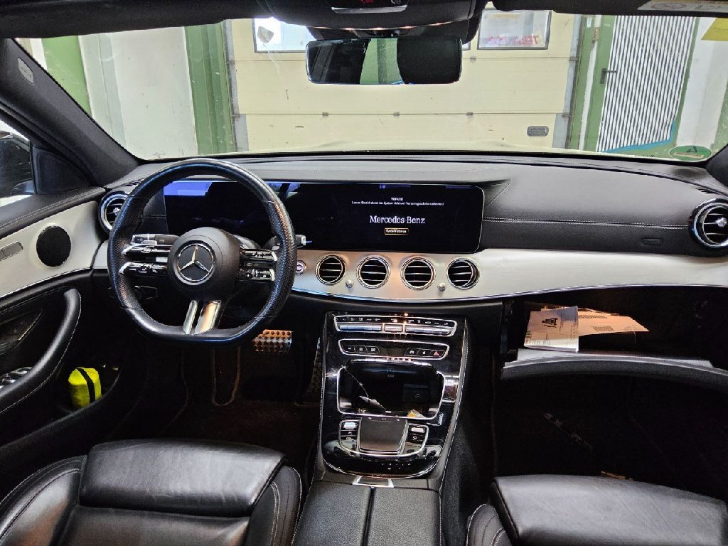 Mercedes-Benz E-Class W212 (2009 - 2016) image