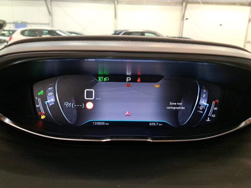 Peugeot 5008 II (2017 - ) image