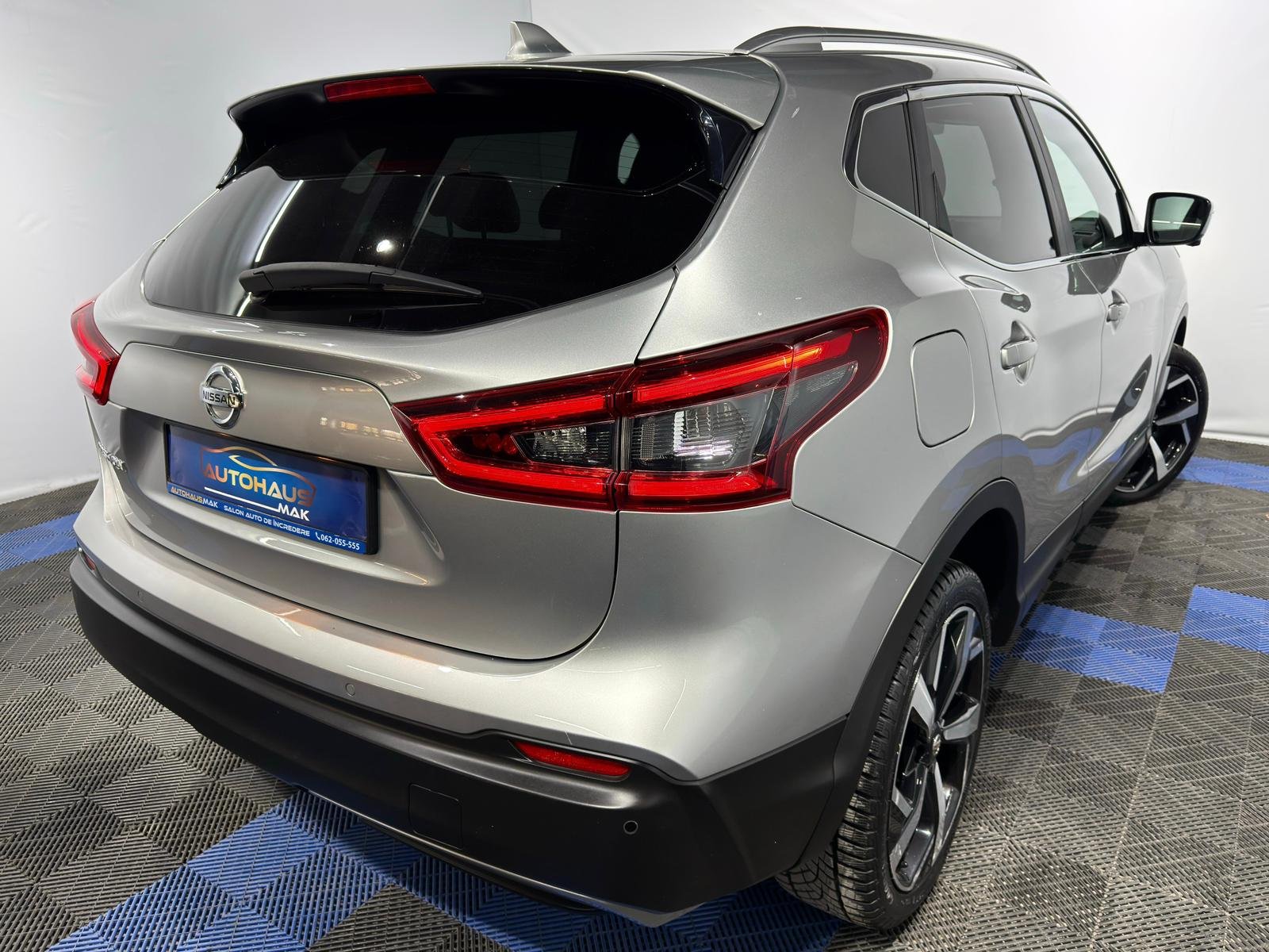 Nissan Qashqai J11 (2013 - 2021) image