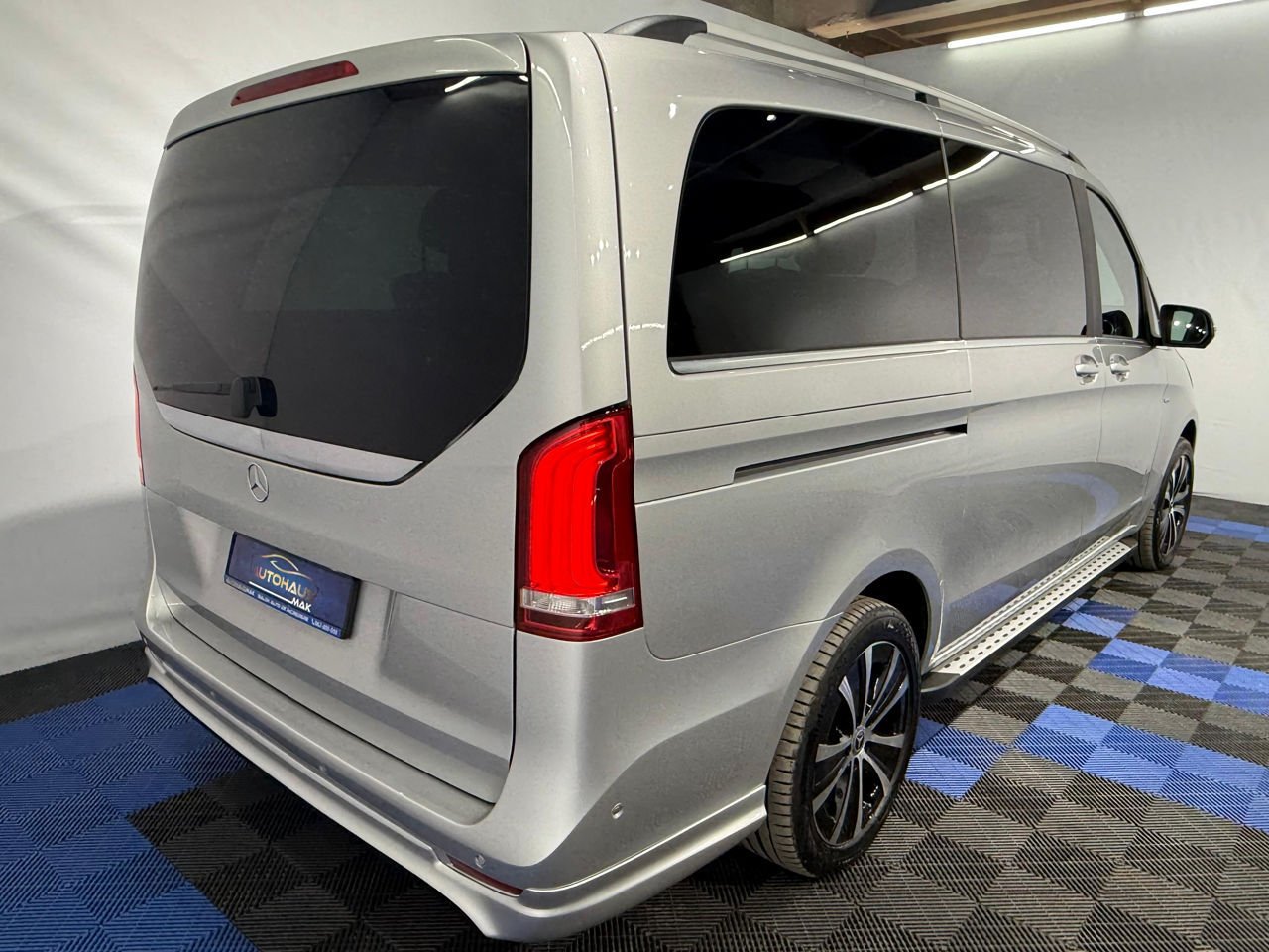 Mercedes-Benz V-Class W447 (2014 - ) image