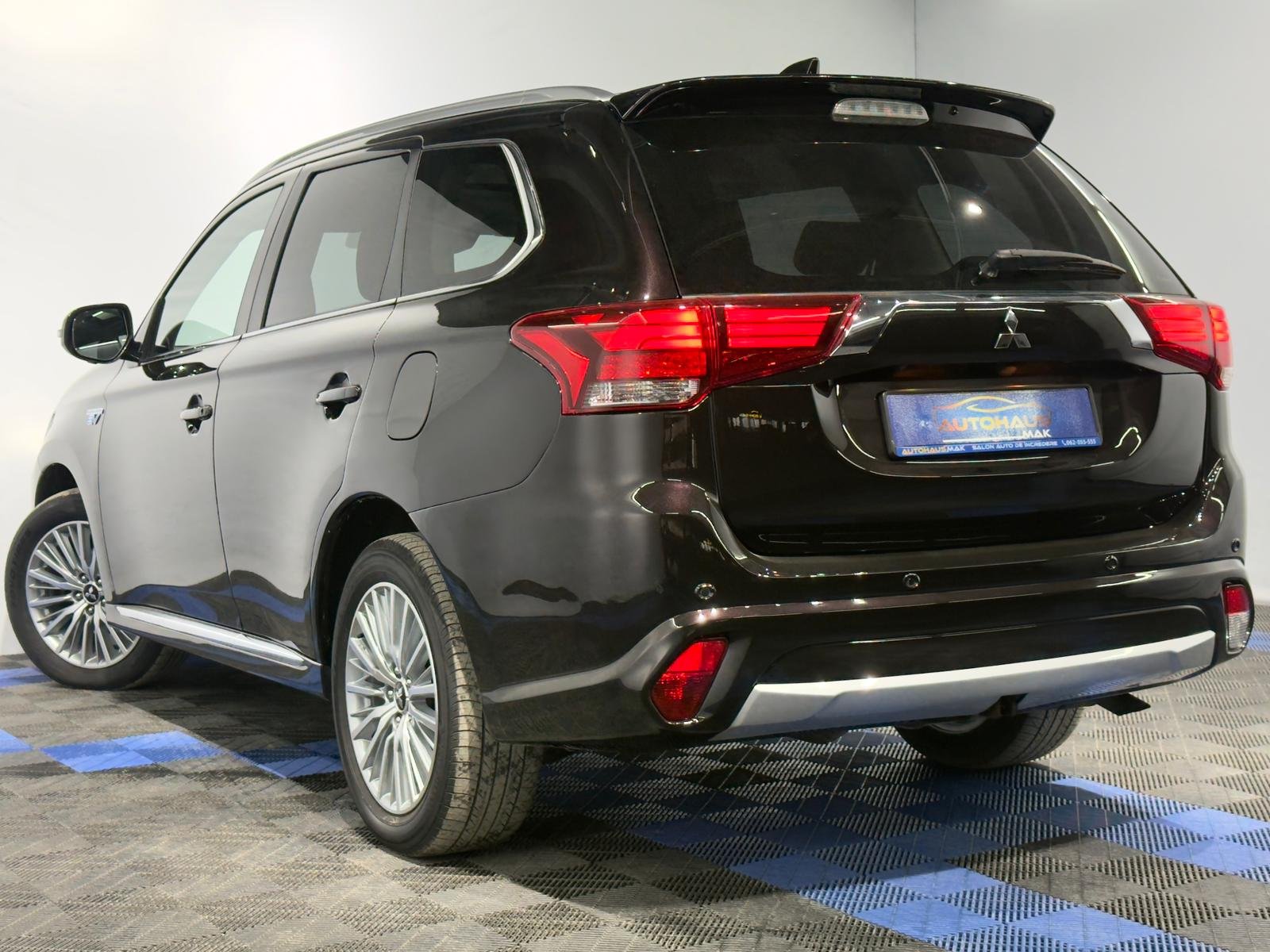 Mitsubishi Outlander III (2012 - 2021) image