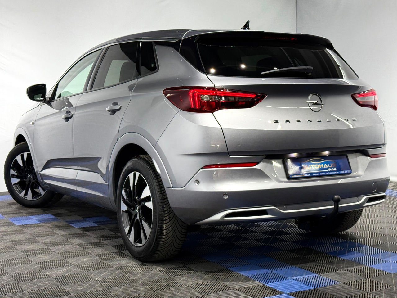 Opel Grandland A (2017 - ) image