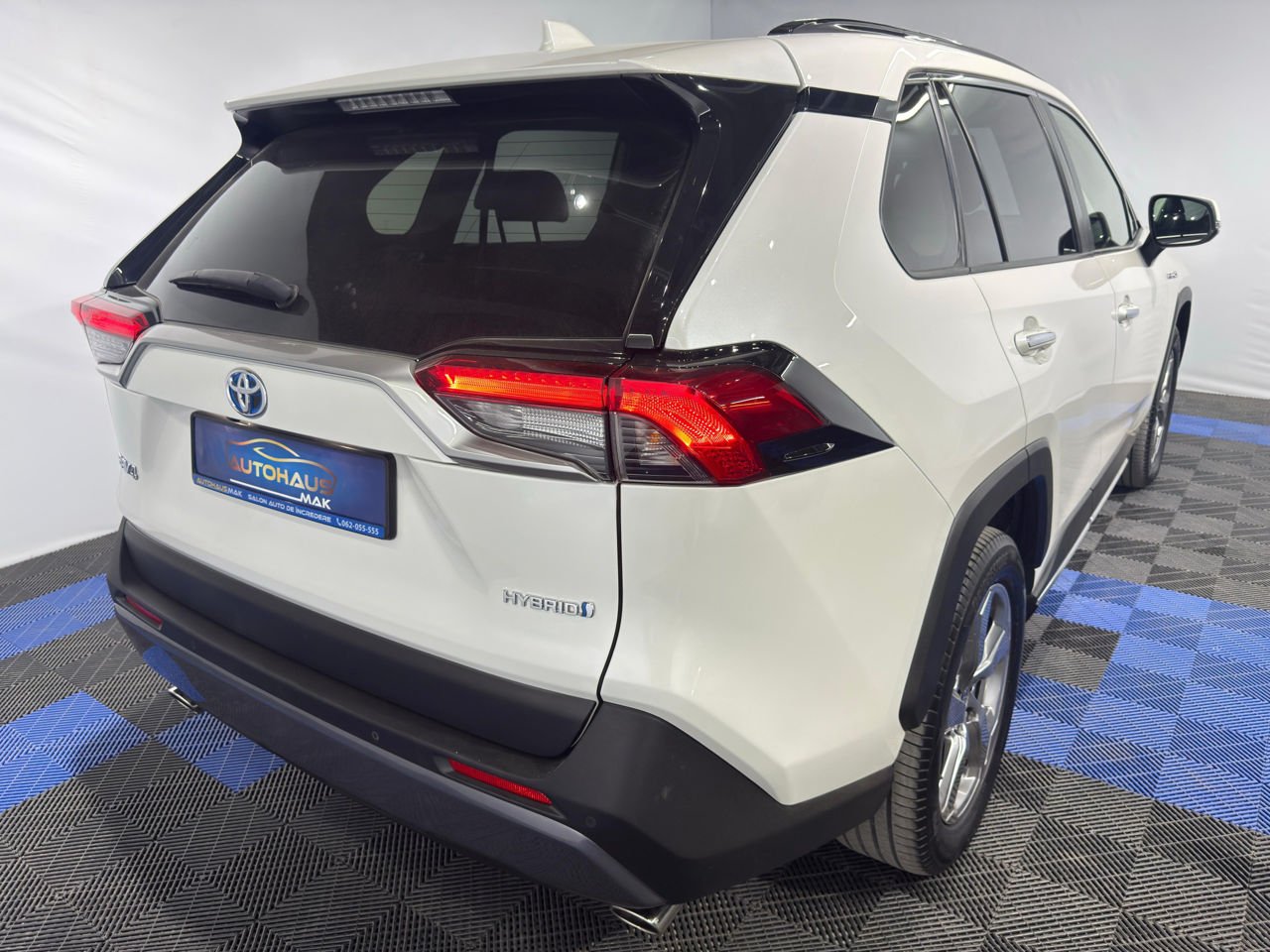 Toyota RAV4 2018 - image