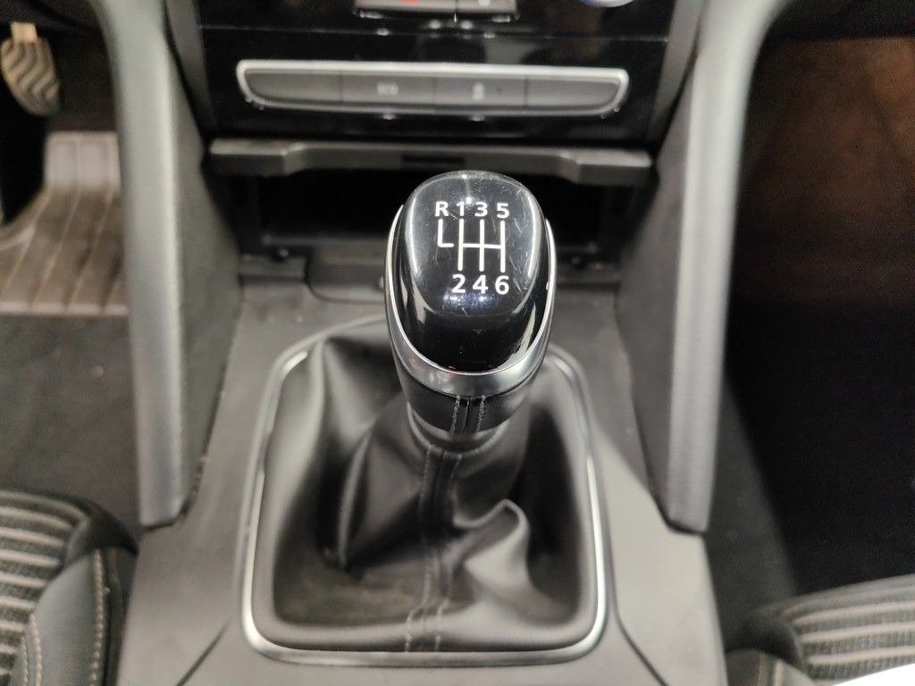 Renault Talisman I (2015 - 2022) image