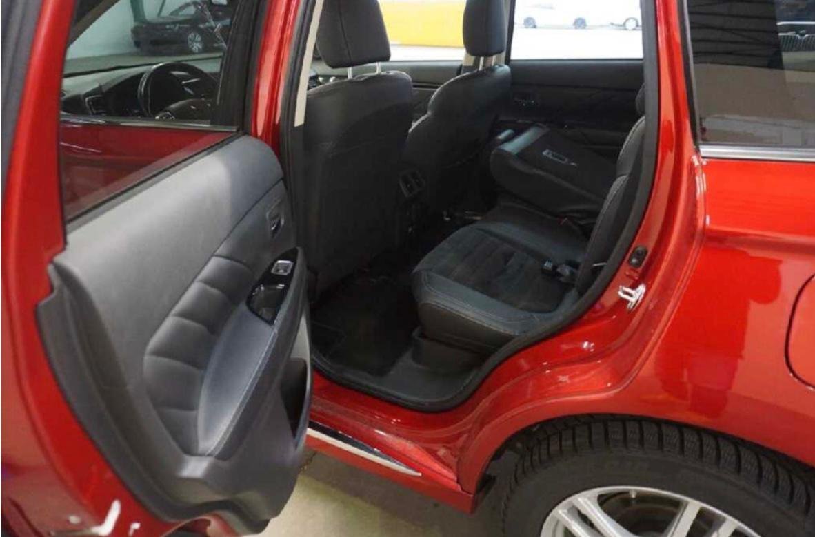 Mitsubishi Outlander III (2012 - 2021) image