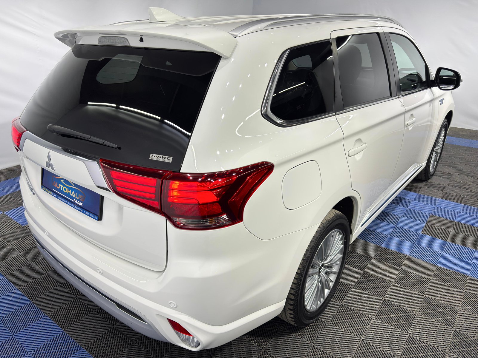 Mitsubishi Outlander III (2012 - 2021) image