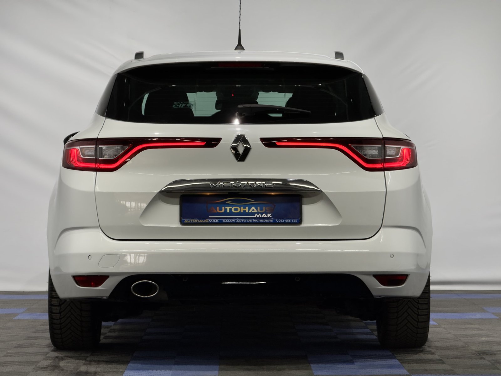 Renault Megane IV (2016 - ) image