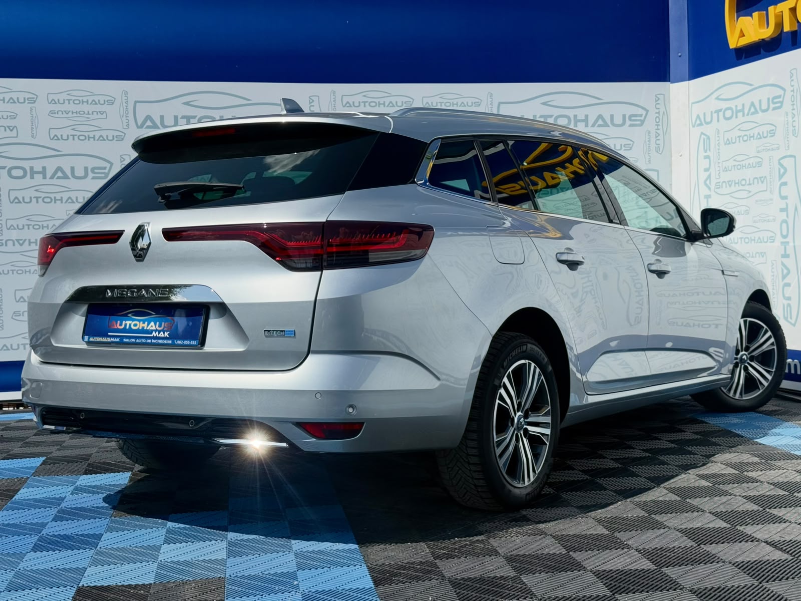 Renault Megane IV (2016 - ) image