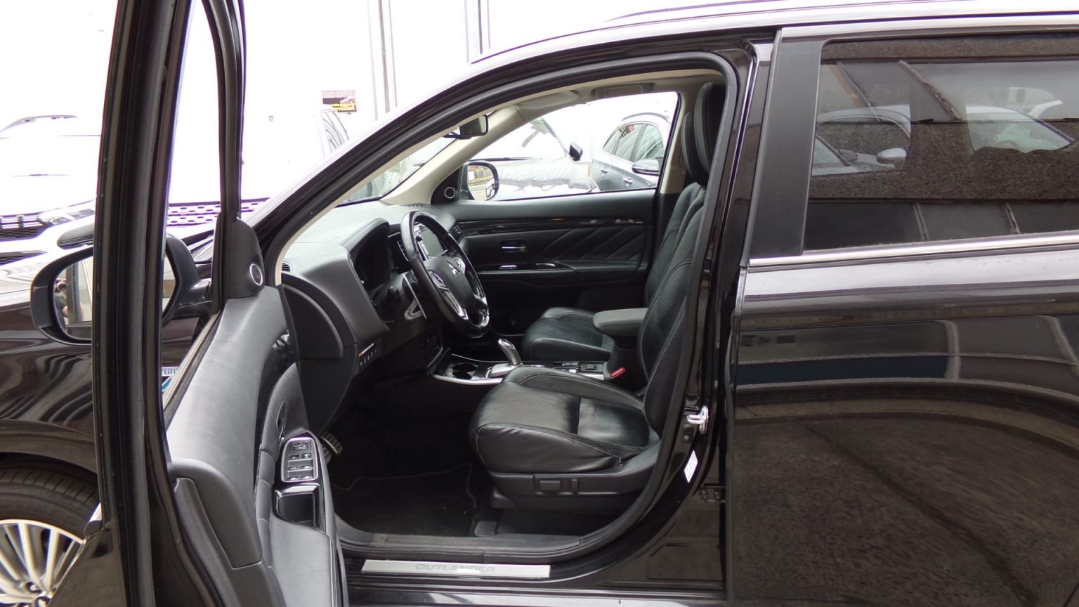 Mitsubishi Outlander III (2012 - 2021) image