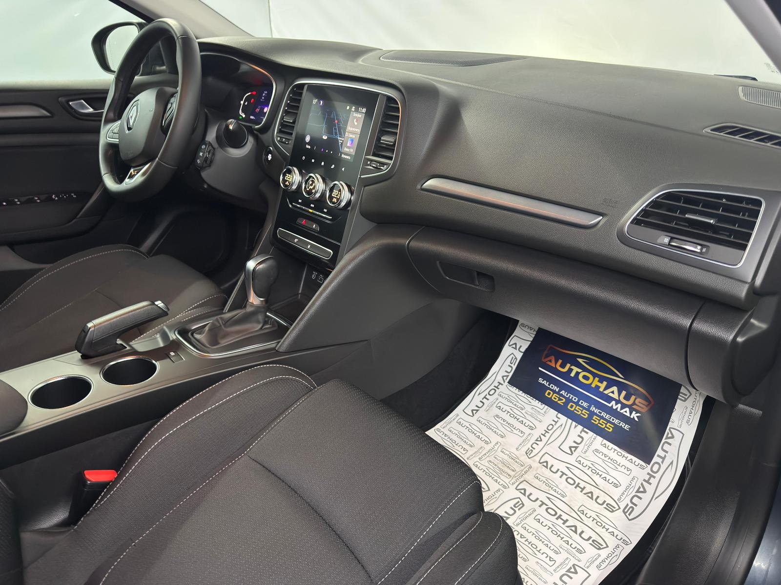 Renault Megane IV (2016 - ) image