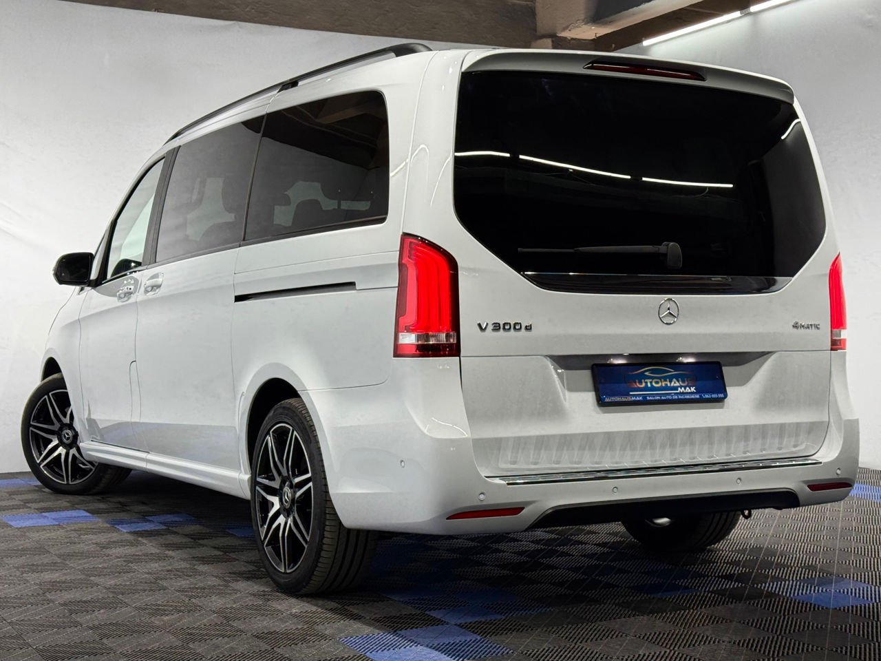 Mercedes-Benz V-Class W447 (2014 - ) image