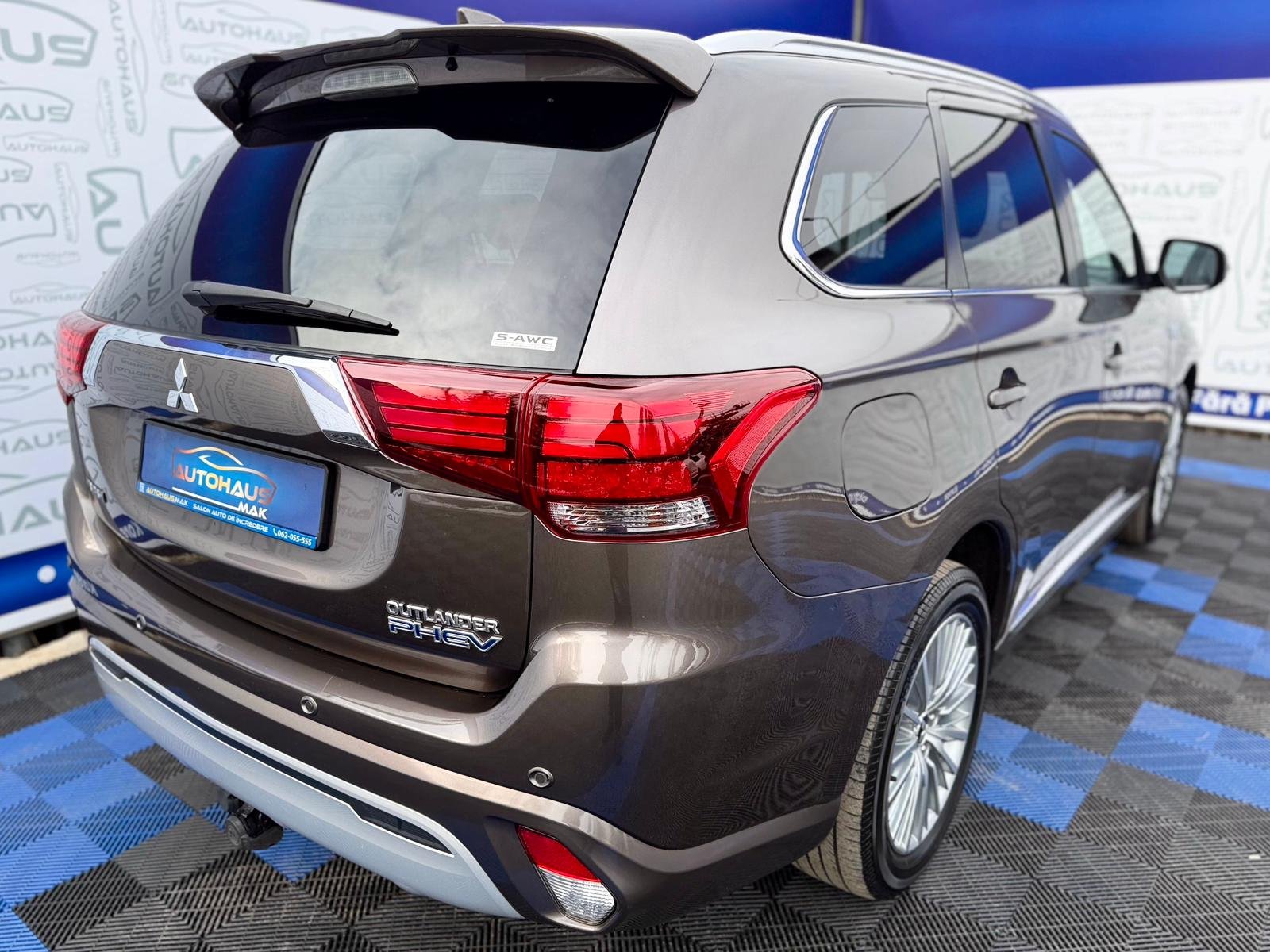 Mitsubishi Outlander III (2012 - 2021) image