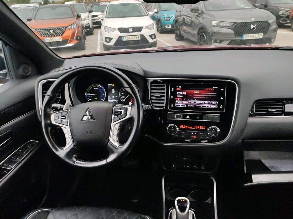 Mitsubishi Outlander III (2012 - 2021) image
