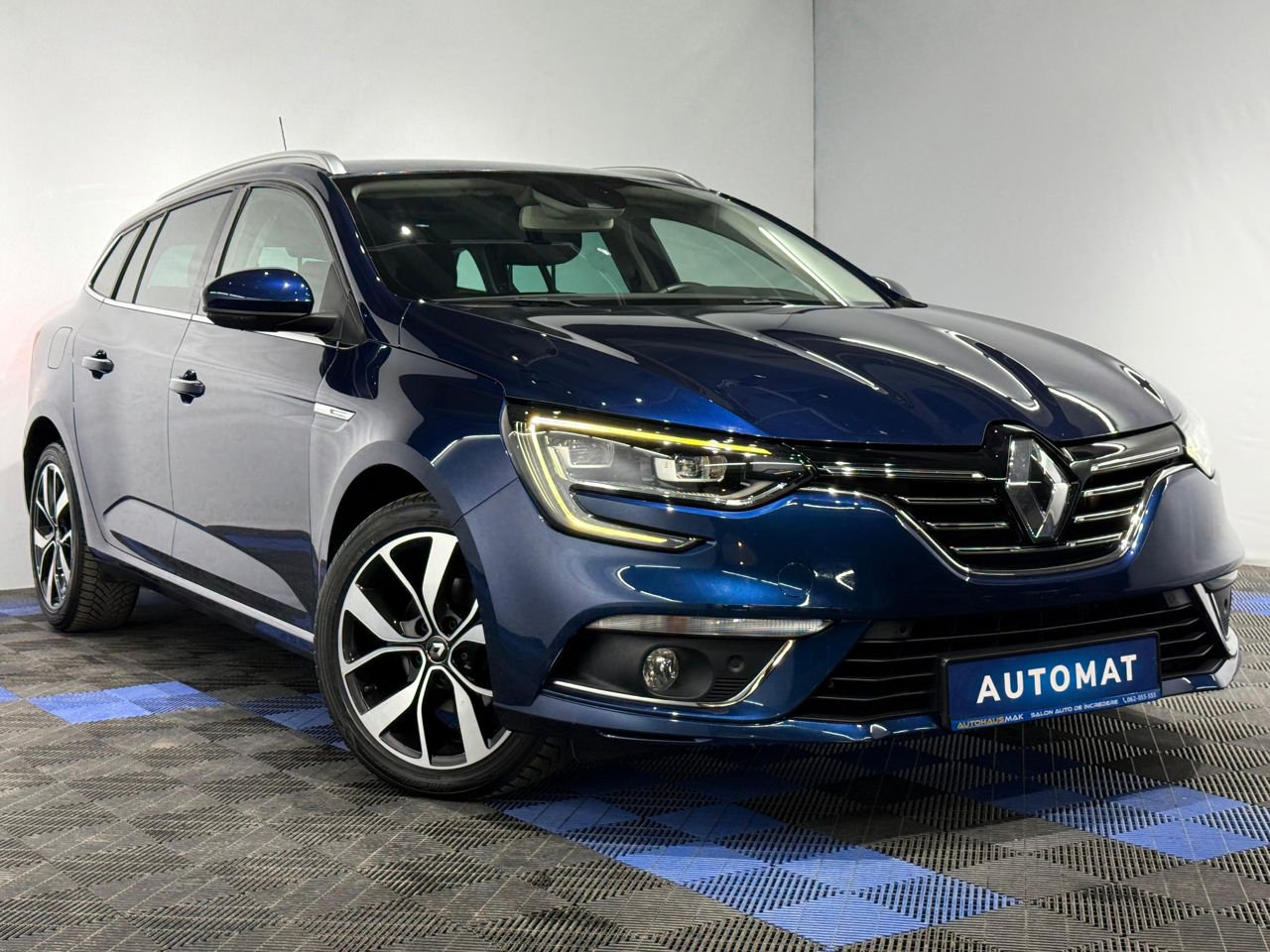 Renault Megane IV (2016 - ) image