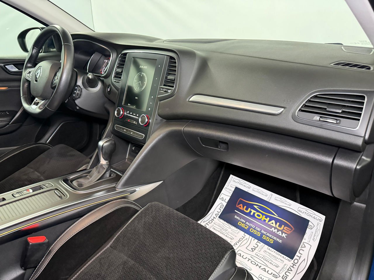 Renault Megane IV (2016 - ) image