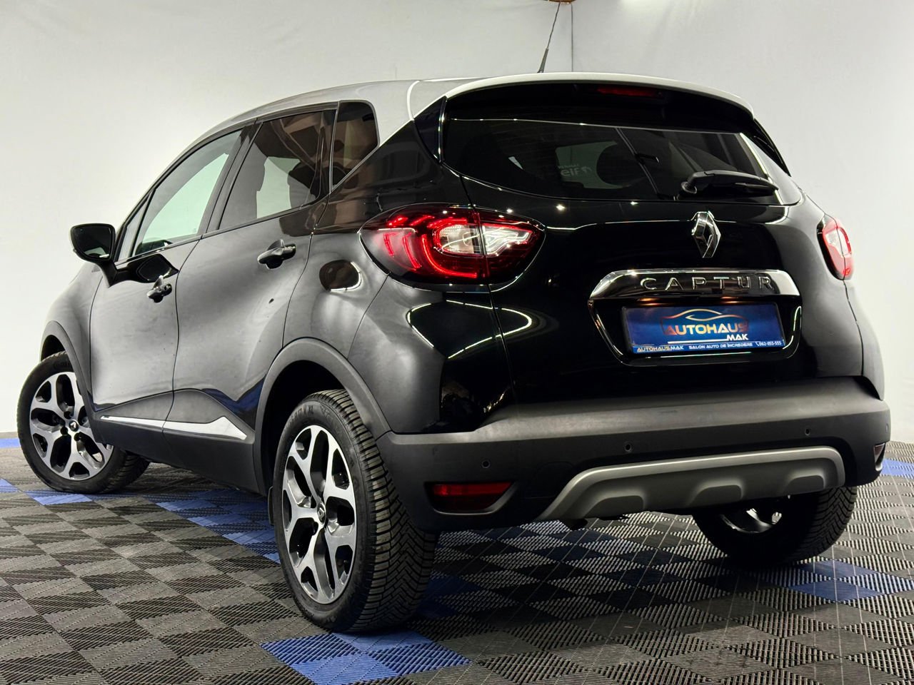 Renault Captur I (2013 - ) image
