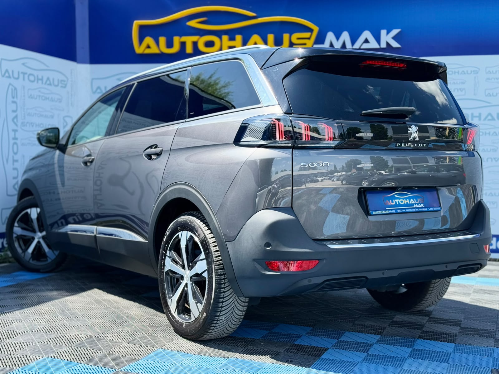 Peugeot 5008 II (2017 - ) image