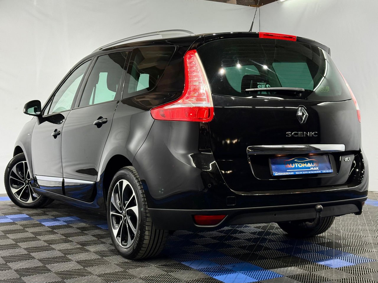 Renault Scenic III (2009 - 2016) image