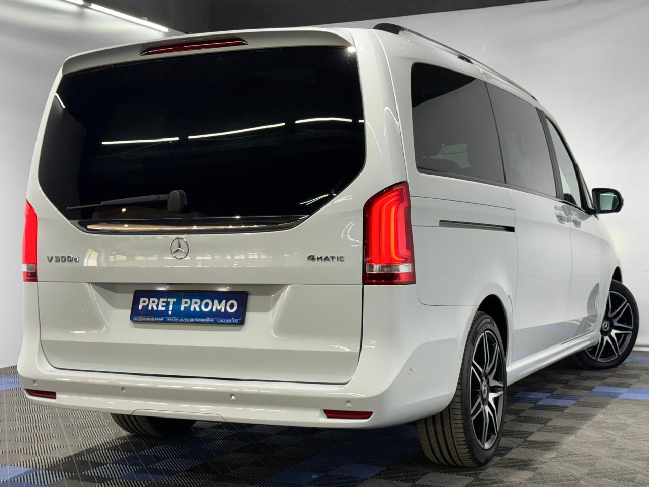 Mercedes-Benz V-Class W447 (2014 - ) image