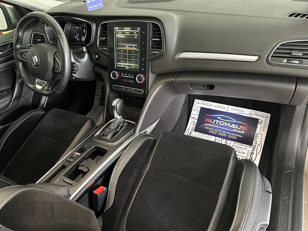 Renault Megane IV (2016 - ) image