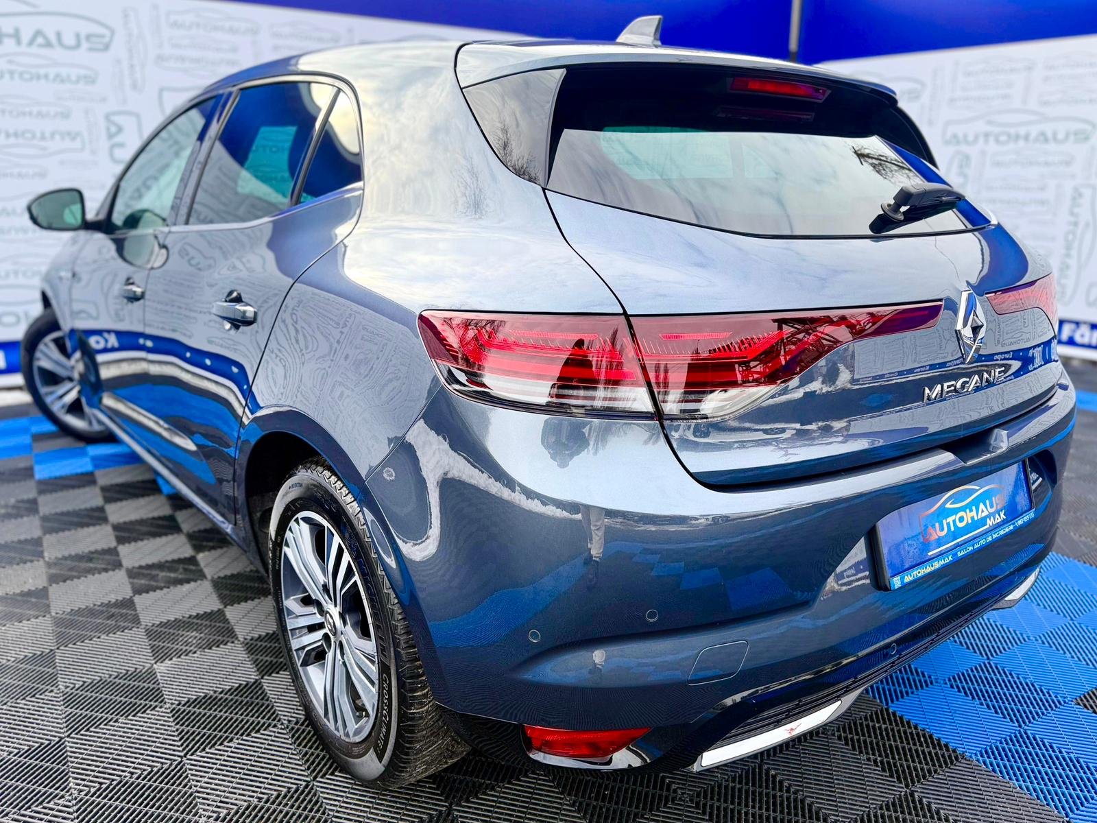 Renault Megane IV (2016 - ) image