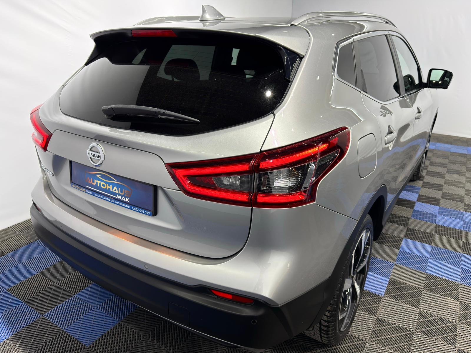 Nissan Qashqai J11 (2013 - 2021) image