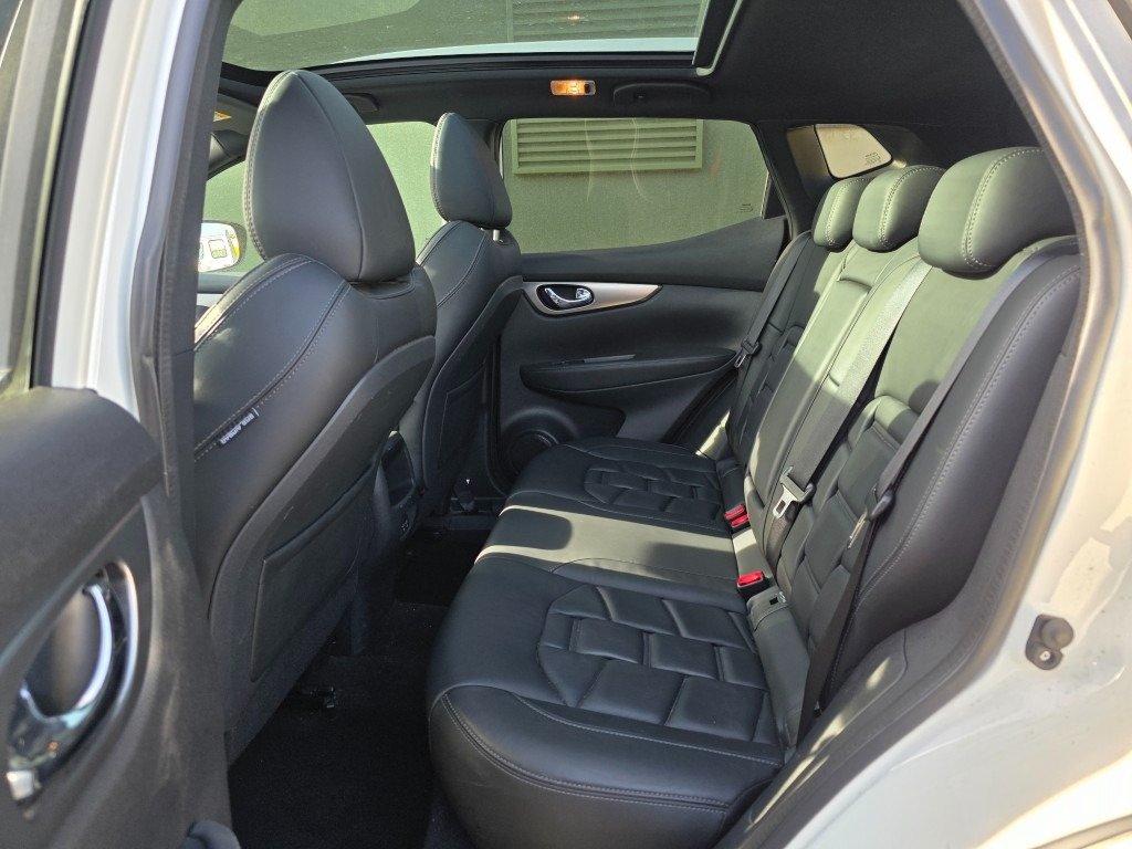 Nissan Qashqai J11 (2013 - 2021) image