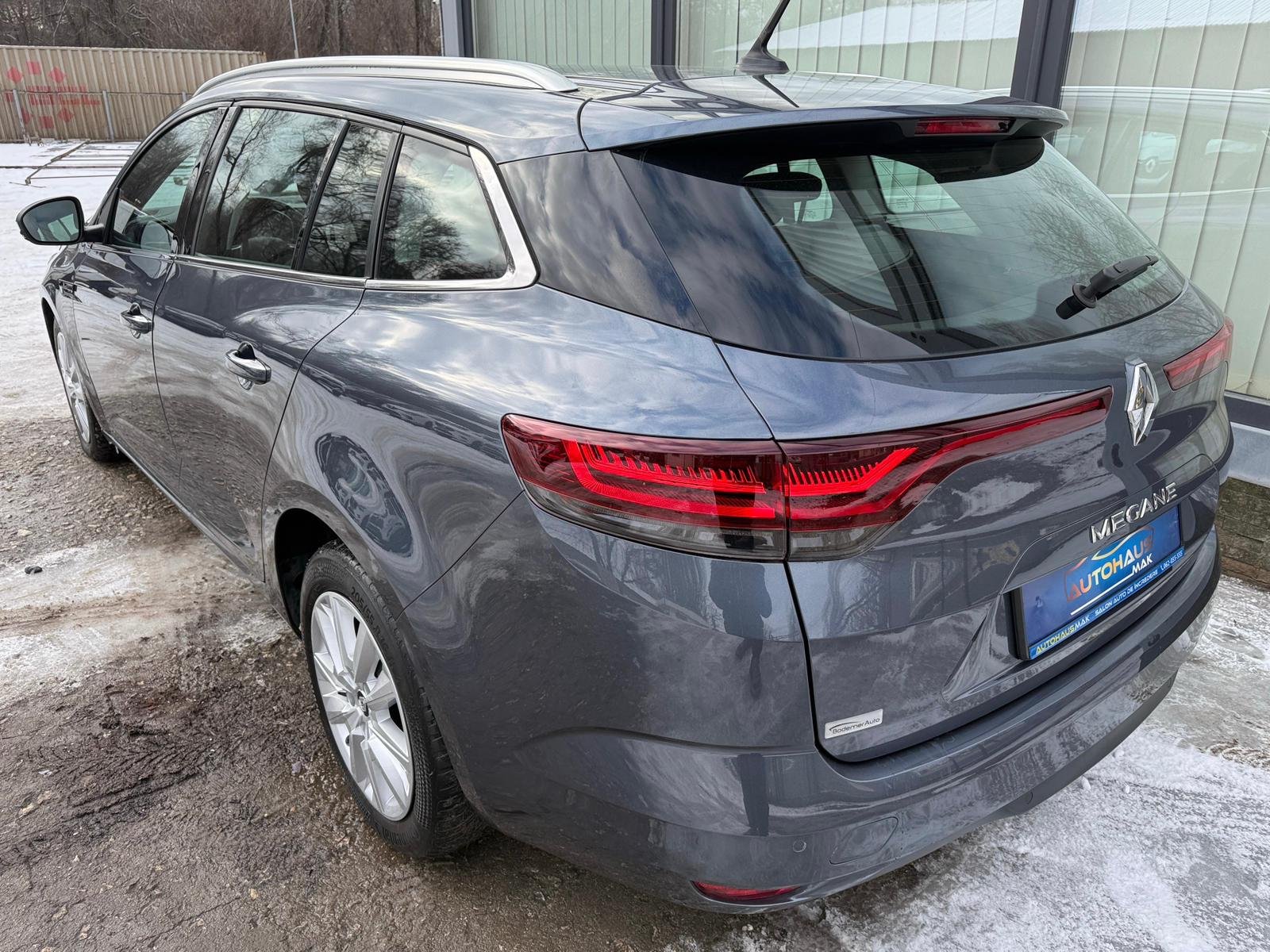 Renault Megane IV (2016 - ) image