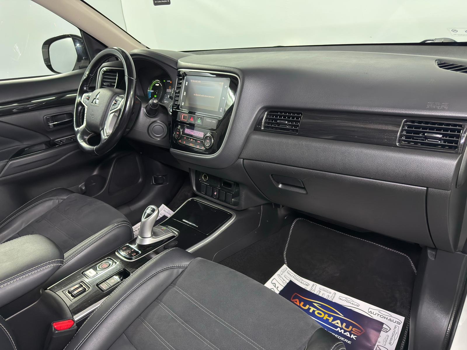 Mitsubishi Outlander III (2012 - 2021) image