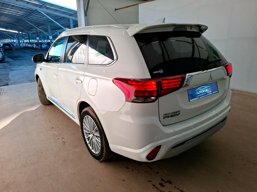 Mitsubishi Outlander III (2012 - 2021) image