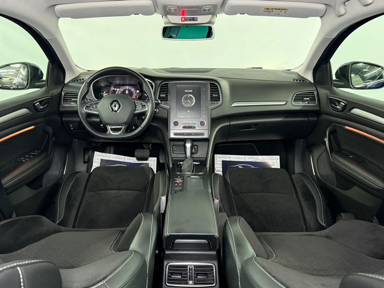 Renault Megane IV (2016 - ) image