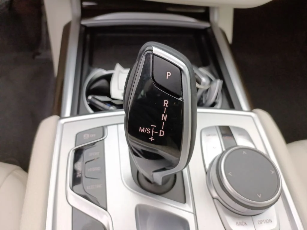 BMW 7 Series G11/G12 (2015 - 2022) image