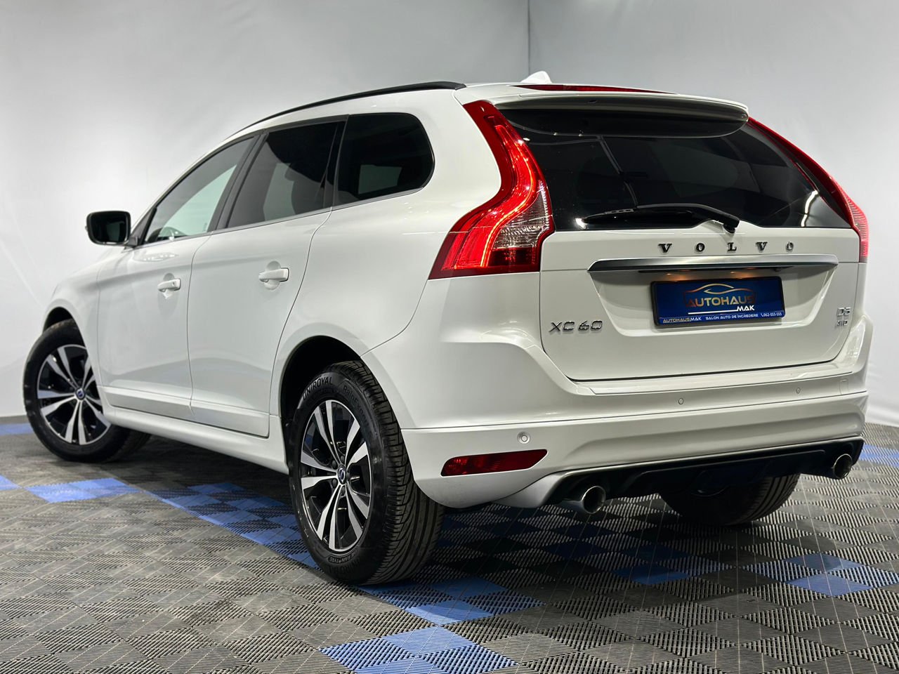 Volvo XC60 2008 - 2017 image