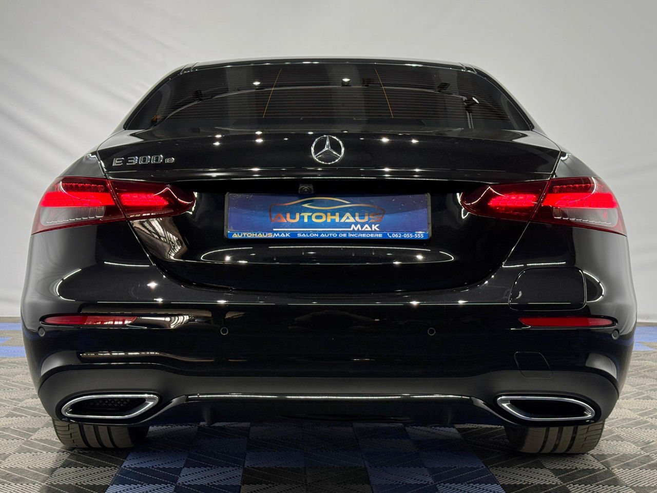 Mercedes-Benz E-Class W212 (2009 - 2016) image