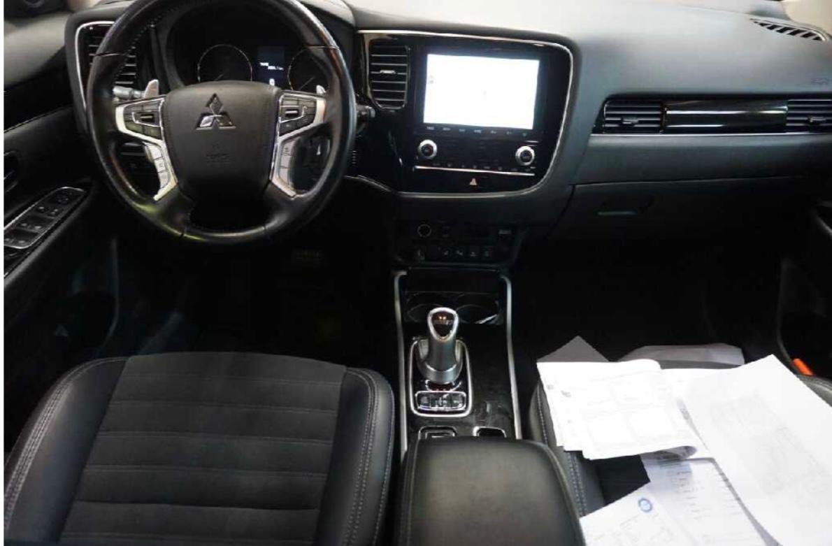 Mitsubishi Outlander III (2012 - 2021) image