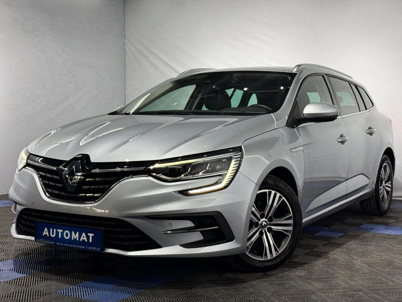 Renault Megane IV (2016 - ) image
