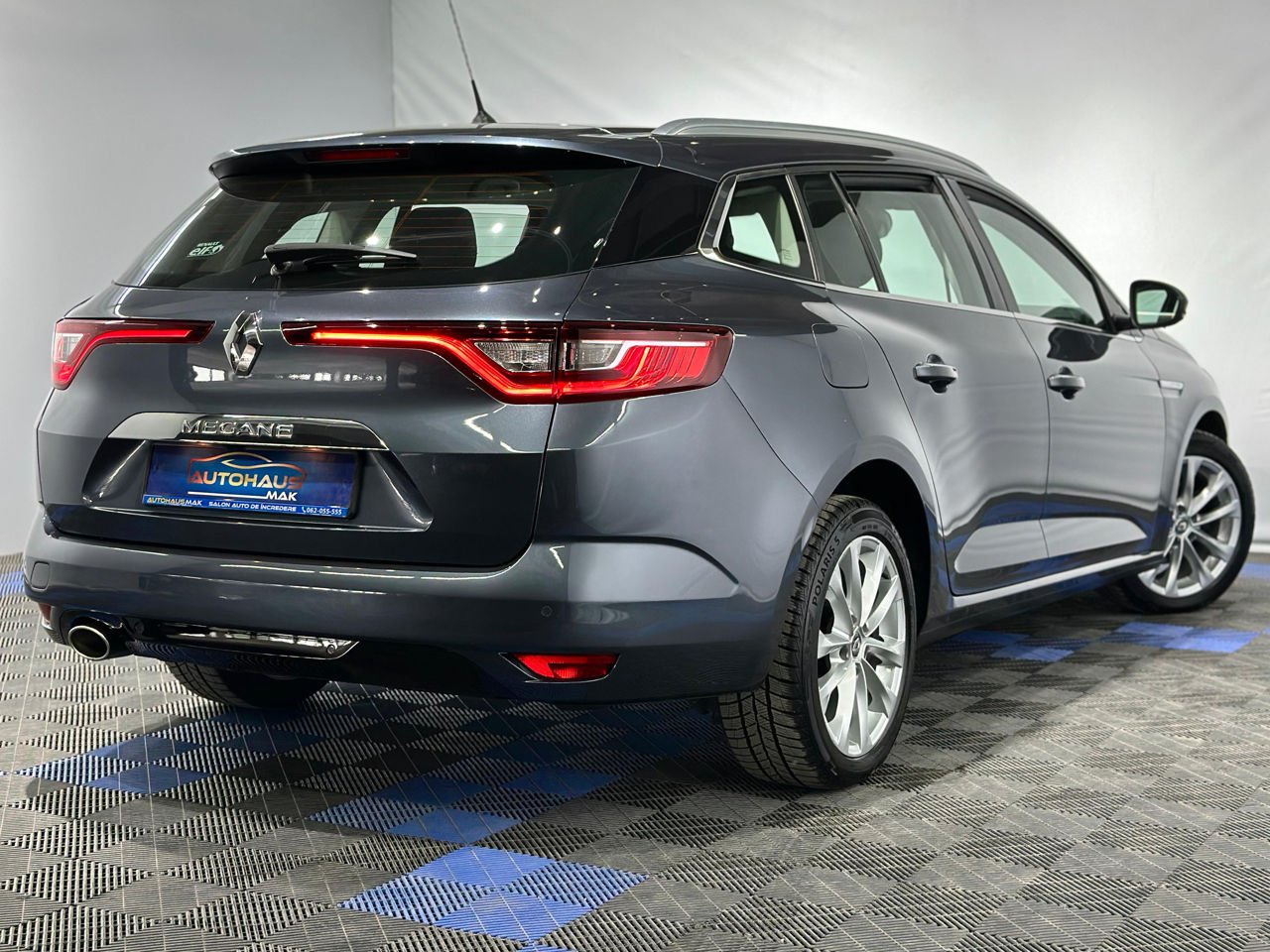 Renault Megane IV (2016 - ) image