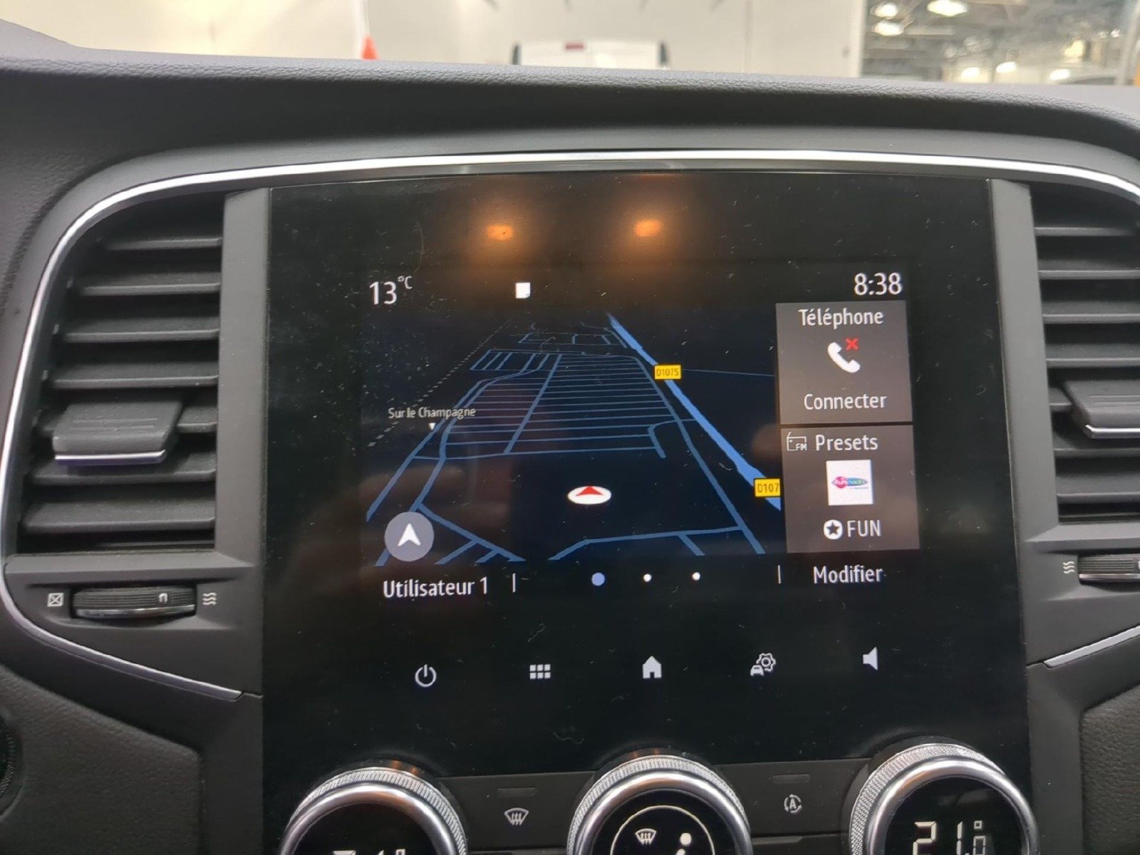 Renault Megane IV (2016 - ) image