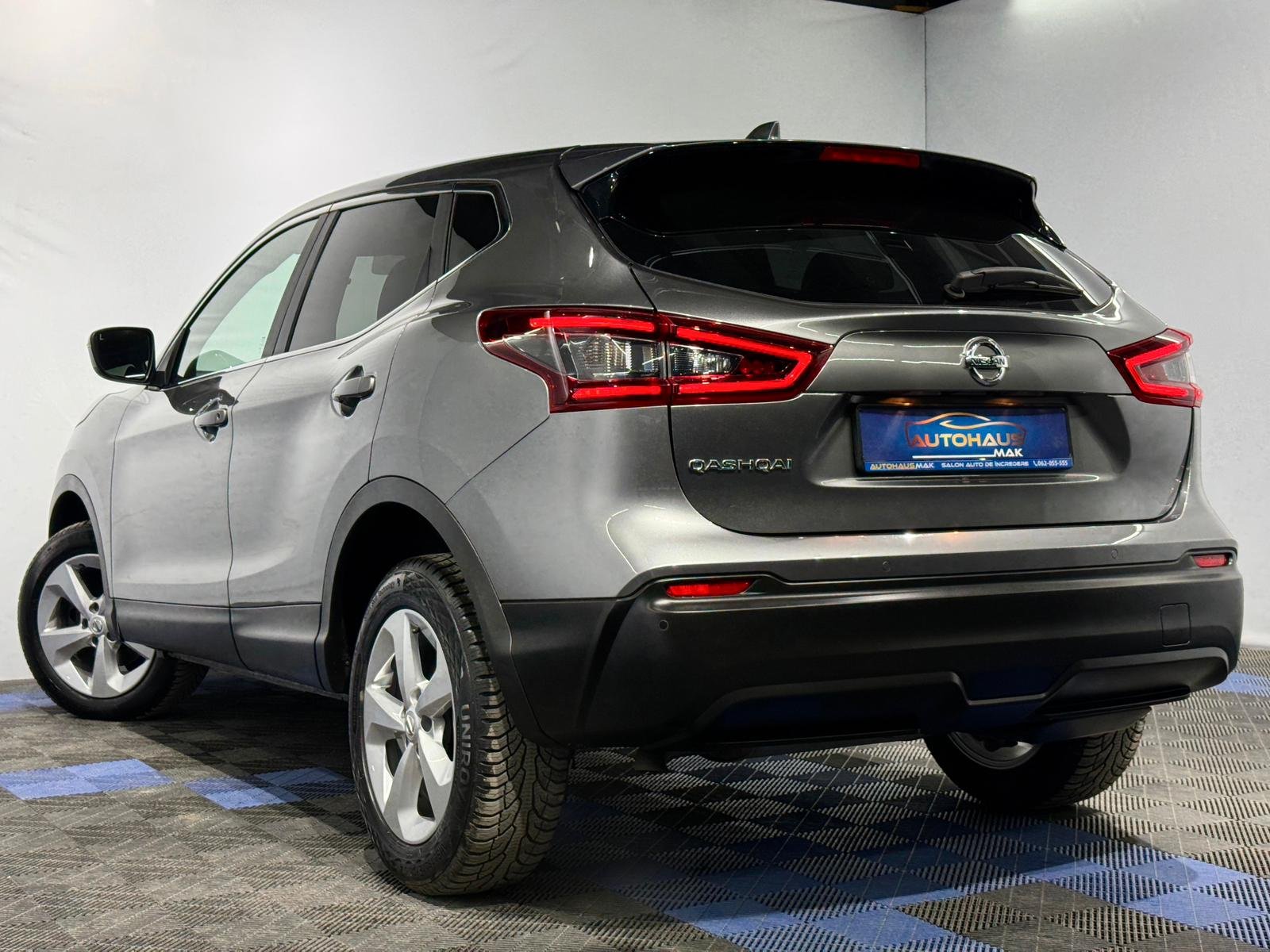 Nissan Qashqai J11 (2013 - 2021) image