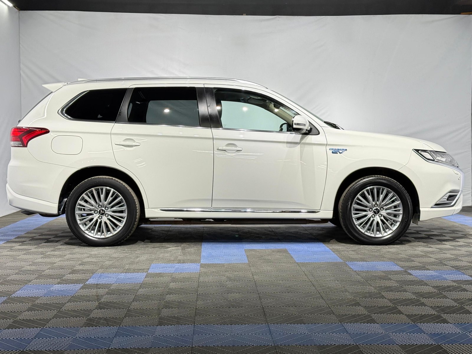 Mitsubishi Outlander III (2012 - 2021) image