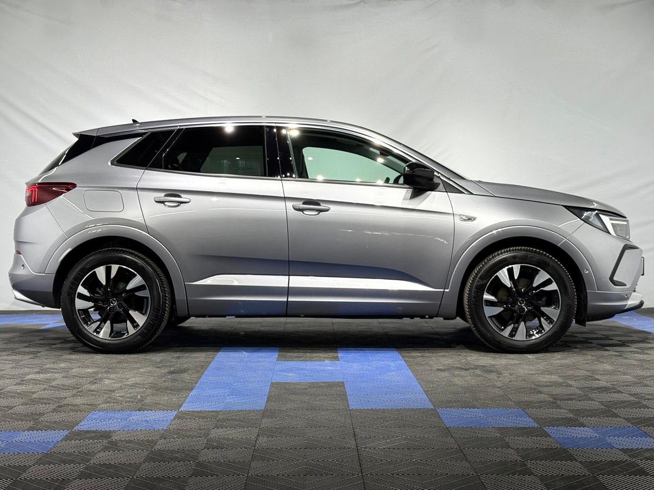 Opel Grandland A (2017 - ) image