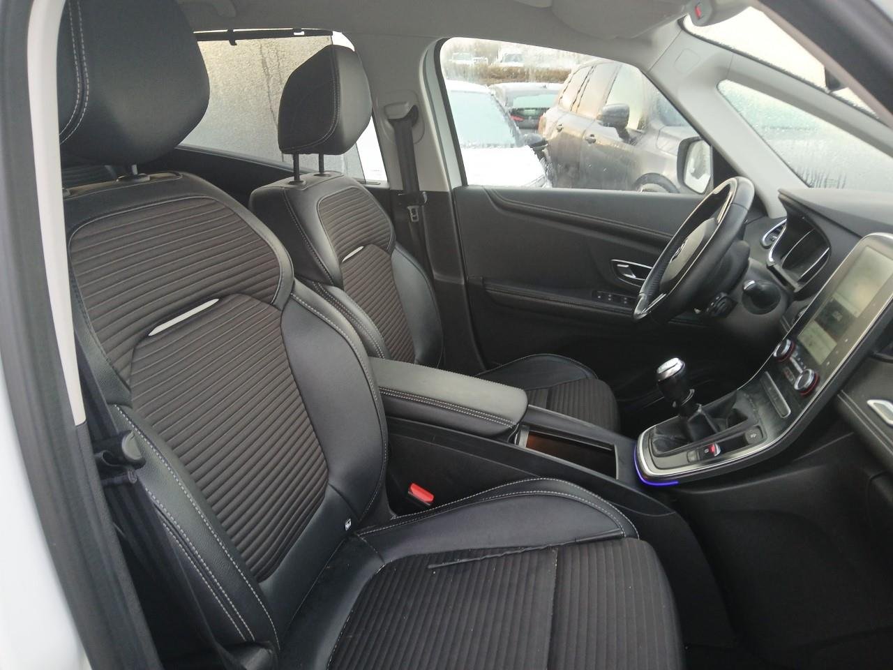 Renault Scenic IV (2016 - ) image