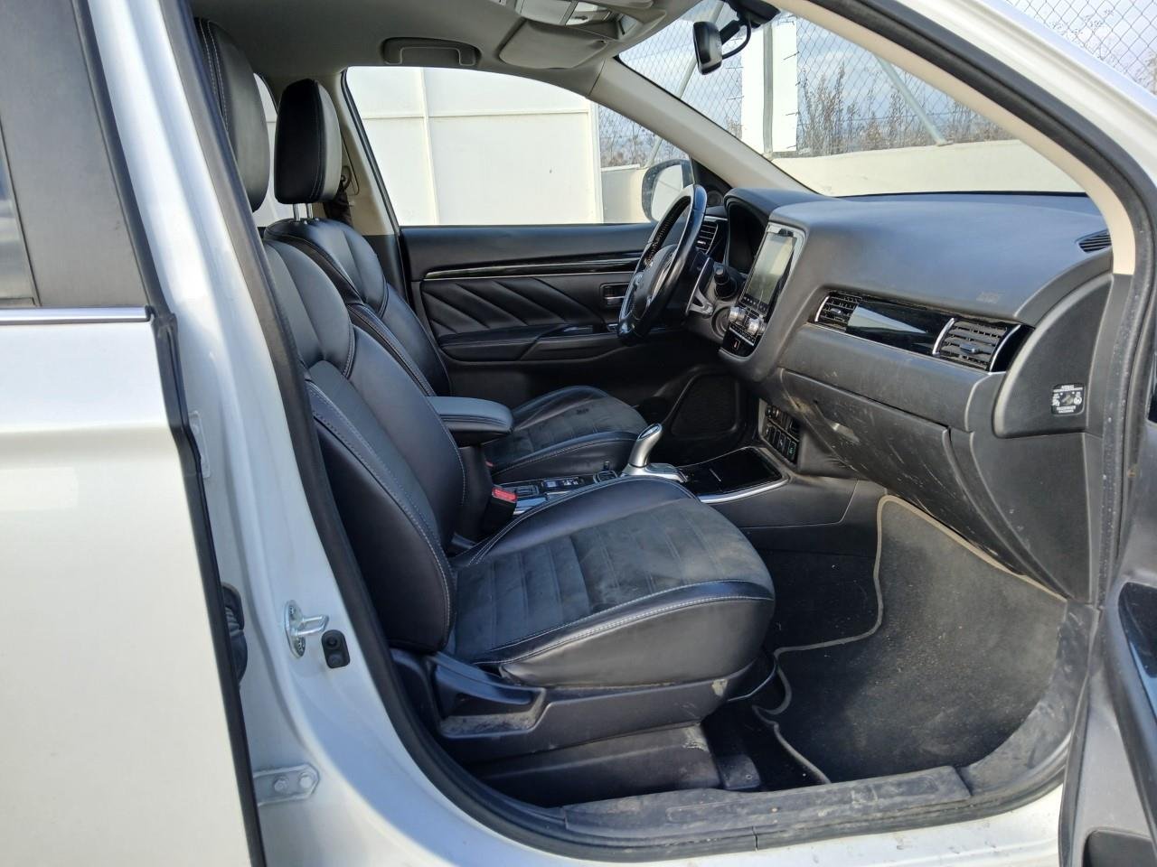 Mitsubishi Outlander II (2019 - ) image