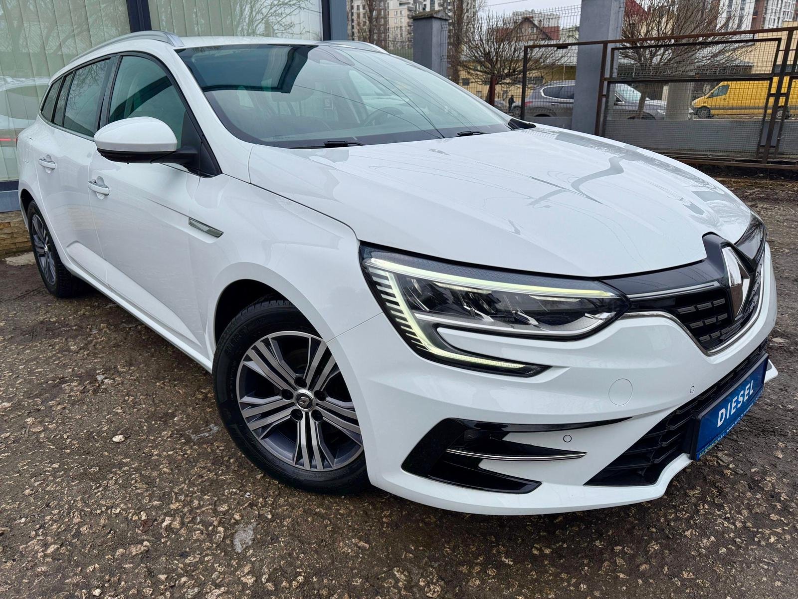 Renault Megane IV (2016 - ) image