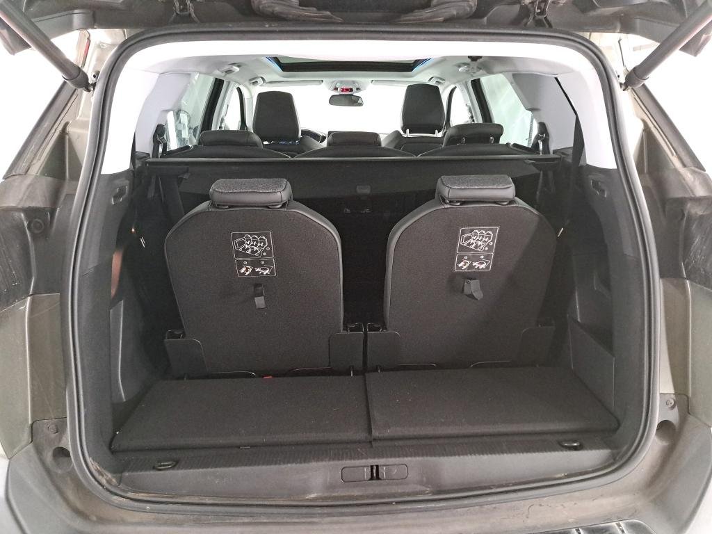 Peugeot 5008 II (2017 - ) image