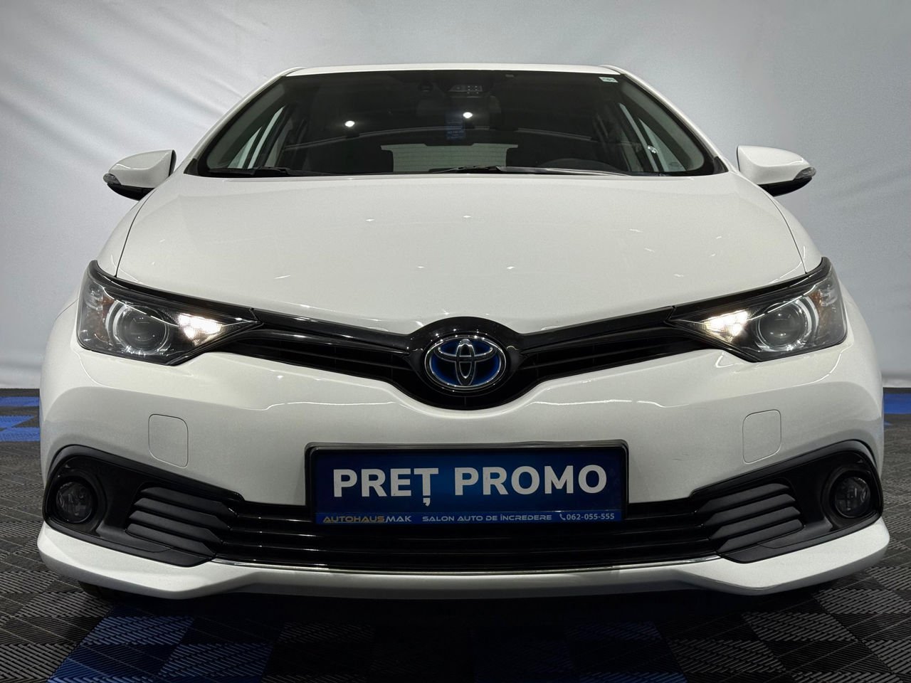 Toyota Auris 2012 - 2018 image