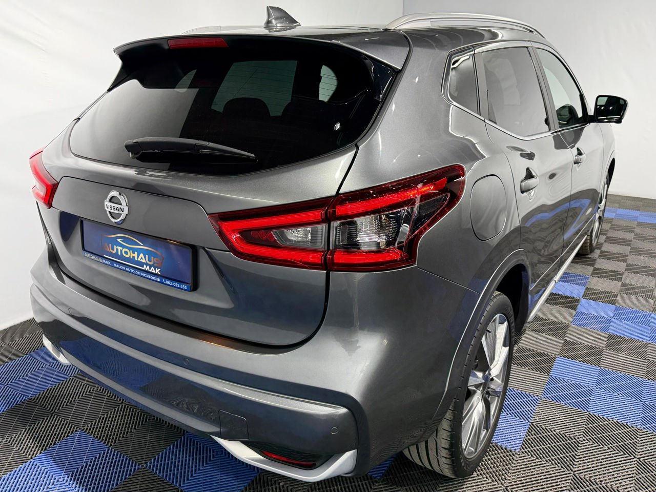 Nissan Qashqai J11 (2013 - 2021) image