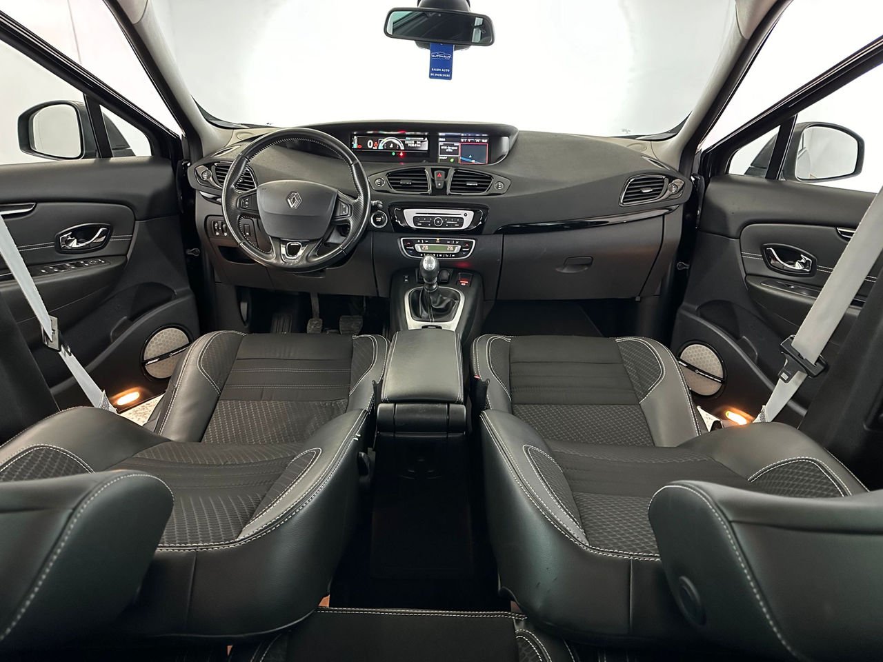 Renault Scenic III (2009 - 2016) image